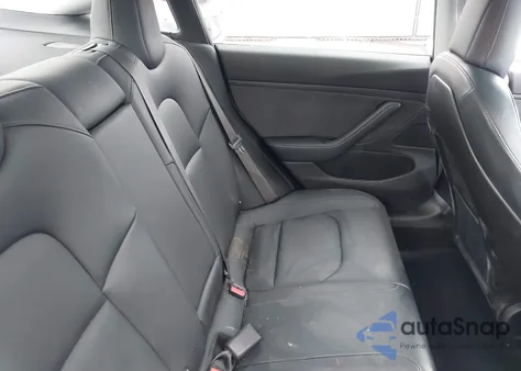 2018 Tesla Model 3 Long Range/Mid Range из США, поврежденный, VIN 5YJ3E1EA4JF015853